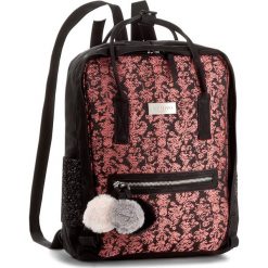 Plecak GIOSEPPO - 41115-575 Coral. Różowe plecaki damskie marki Gioseppo, ze skóry ekologicznej, eleganckie. W wyprzedaży za 139,00 zł.