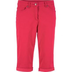 Bermudy dżinsowe ze stretchem bonprix czerwony. Czerwone jeansy damskie bonprix, bez wzorów, z jeansu. Za 74,99 zł.