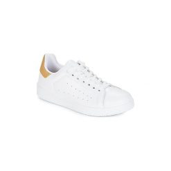Buty Yurban SATURNA. Białe trampki i tenisówki damskie Yurban, bez wzorów, bez zapięcia. Za 220,20 zł.