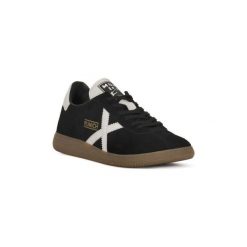 Buty Munich Fashion 68 BARRU. Zielone trampki męskie Munich Fashion, bez wzorów, bez zapięcia. Za 444,58 zł.