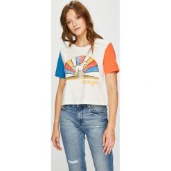 Wrangler - Top. Szare topy damskie Wrangler, l, z nadrukiem, z bawełny, z okrągłym kołnierzem. Za 99,90 zł.