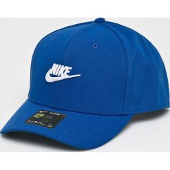 Nike Sportswear - Czapka. Niebieskie czapki damskie Nike Sportswear, bez wzorów, z bawełny. W wyprzedaży za 79,90 zł.