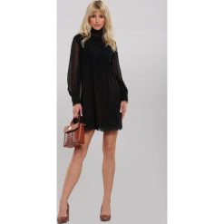 Czarna Sukienka Earlsfield. Czarne sukienki damskie other, s, bez wzorów, bez kołnierzyka, bez rękawów, mini. Za 149,99 zł.