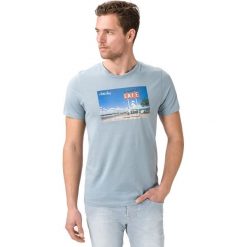 Jack & Jones Cafe Koszulka Niebieski. Niebieskie podkoszulki męskie Jack & Jones, xxl, z nadrukiem, z bawełny, bez kołnierzyka, z krótkim rękawem, krótkie. Za 64,95 zł.