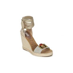 Sandały Marc Jacobs Tess. Brązowe sandały damskie marki Marc Jacobs, bez wzorów, bez obcasa, bez zapięcia. Za 839,20 zł.