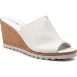 Klapki LASOCKI H688. Klapki damskie Lasocki, bez wzorów, bez obcasa. Za 139,99 zł.