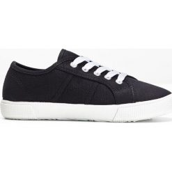 Sneakersy bonprix czarny. Czarne buty sportowe damskie bonprix. Za 54,99 zł.
