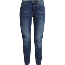 GStar ARC 3D LOW BOYFRIEND WMN Jeansy Relaxed Fit neutro stretch denim. Niebieskie boyfriendy damskie G-Star. Za 609,00 zł.