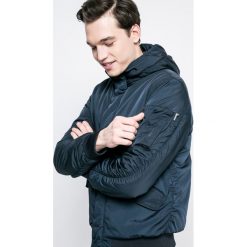 Jack & Jones - Kurtka bomber Ryan. Niebieskie płaszcze męskie Jack & Jones, m, bez wzorów, z poliesteru, krótkie, z kapturem. W wyprzedaży za 129,90 zł.