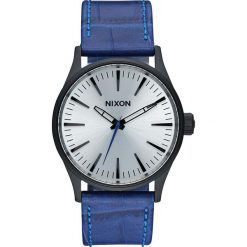Zegarki męskie: Zegarek męski Black Blue Gator Nixon Sentry 38 Leather A3772131