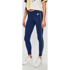 Nike - Legginsy. Niebieskie spodnie damskie Nike, xs, z nadrukiem, z bawełny. W wyprzedaży za 139,90 zł.