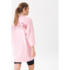 Sukienka oversize - Różowy. Różowe sukienki damskie marki House, s, bez wzorów, bez kołnierzyka, bez rękawów, oversize. Za 79,99 zł.