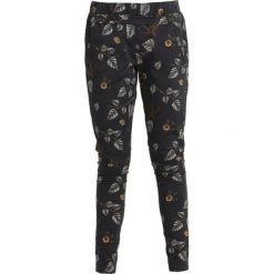 Kaffe ROSE SOFIE PRINTED PANTS Spodnie materiałowe black deep. Czarne spodnie damskie Kaffe, bez wzorów, z elastanu. Za 419,00 zł.