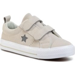 Sneakersy XTI - 57071 Ice. Brązowe trampki chłopięce Xti, bez wzorów, ze skóry ekologicznej, na rzepy. Za 139,00 zł.