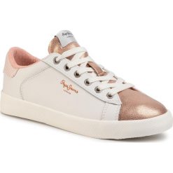 Sneakersy PEPE JEANS - Kioto One PLS30958 Nude 311. Białe półbuty damskie Pepe Jeans, na co dzień, bez wzorów, z jeansu, bez obcasa, na płaskiej podeszwie, bez zapięcia. W wyprzedaży za 229,00 zł.