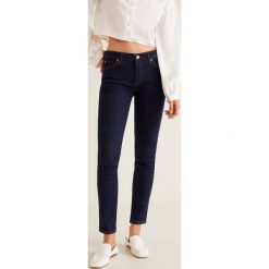 Mango - Jeansy Olivia. Niebieskie jeansy damskie marki Mango, z aplikacjami, z elastanu. Za 129,90 zł.