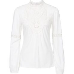 Shirt z koronką i długim rękawem bonprix biel wełny. Białe koszulki damskie bonprix, w koronkowe wzory, z wełny, boho, ze stójką, z długim rękawem. Za 84,99 zł.