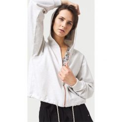 O'Neill Elizabeth Bluza Biały. Białe bluzy damskie O'Neill, xl, z haftami, z bawełny, bez rękawów, bez kaptura. Za 309,95 zł.