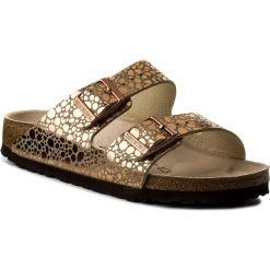 Klapki BIRKENSTOCK - Arizona Bs 1006685 Metallic Stones Copper. Żółte klapki damskie marki Birkenstock, bez wzorów, ze skóry, bez obcasa. Za 309,00 zł.
