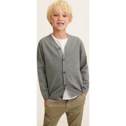 Mango Kids - Kardigan dziecięcy Nick 104-164 cm. Niebieskie swetry chłopięce marki Mango Kids, bez wzorów, z bawełny, bez kołnierzyka. Za 59,90 zł.