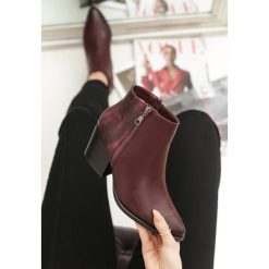 Bordowe Botki Kiki. Czerwone botki damskie Renee, ze skóry, eleganckie, za kostkę, na średnim obcasie, na obcasie, na zamek. Za 99,99 zł.