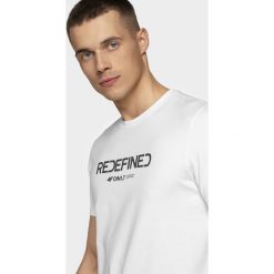 T-shirt męski TSM206 - biały. Białe koszulki męskie 4f, m, bez wzorów, bez kołnierzyka, bez rękawów. Za 49,99 zł.