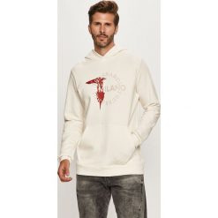 Trussardi Jeans - Bluza. Białe bluzy męskie Trussardi Jeans, xl, z nadrukiem, z bawełny, z kapturem, bez rękawów, z kapturem. Za 429,90 zł.