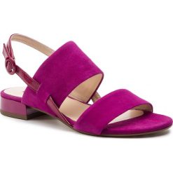 Sandały HÖGL - 7-101112 Fuchsia 4200. Różowe klapki damskie HÖGL, bez wzorów, ze skóry, bez obcasa, na obcasie. W wyprzedaży za 299,00 zł.