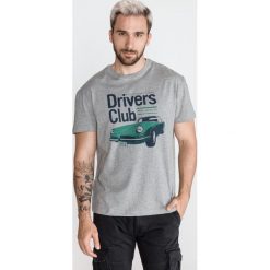Pepe Jeans Waldo Koszulka Szary. Szare podkoszulki męskie Pepe Jeans, xl, z haftami, z bawełny, z krótkim rękawem. Za 140,95 zł.