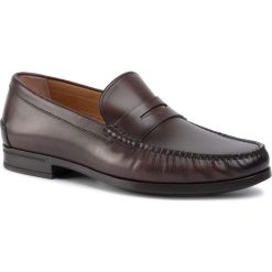 Mokasyny BOSS - Riviera 50398009 10206647 01 Dark Brown 209. Pomarańczowe mokasyny męskie Boss, na co dzień, bez wzorów, ze skóry, bez zapięcia. Za 1189,00 zł.