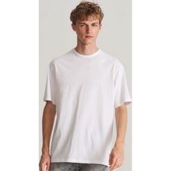 T-shirt z bawełny merceryzowanej - Biały. Białe t-shirty męskie Reserved, s, bez wzorów, z bawełny, bez kołnierzyka. Za 59,99 zł.
