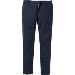 Spodnie chino Slim Fit bonprix ciemnoniebieski. Niebieskie spodnie męskie bonprix, m, bez wzorów. Za 89,99 zł.