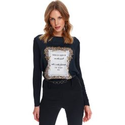 Bluzka z motywem. Bluzki damskie Top Secret, s, z aplikacjami, eleganckie, z klasycznym kołnierzykiem, z długim rękawem. W wyprzedaży za 29,99 zł.