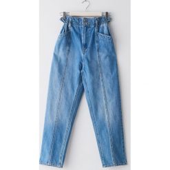 Spodnie jeansowe paperbag -. Spodnie damskie Sinsay, z jeansu. Za 89,99 zł.