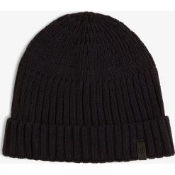 Bugatti - Zestaw męski – szalik i czapka beanie, niebieski. Niebieskie czapki męskie Bugatti, prążkowane, eleganckie. Za 119,95 zł.