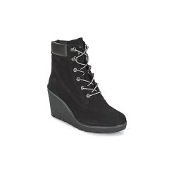 Botki Timberland Paris Height 6in. Czarne botki damskie Timberland, bez obcasa, bez zapięcia. Za 527,20 zł.