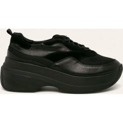 Vagabond - Buty Sprint 2.0. Czarne buty sportowe damskie Vagabond, bez wzorów, ze skóry, sportowe, do biegania. Za 449,90 zł.