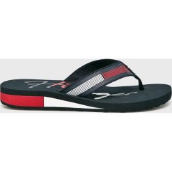 Tommy Hilfiger - Japonki. Niebieskie klapki damskie TOMMY HILFIGER, bez wzorów, z gumy, bez obcasa, na obcasie. W wyprzedaży za 139,90 zł.