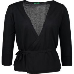 Kardigan w kolorze czarnym. Czarne kardigany damskie Benetton, xs, bez wzorów, bez rękawów, bez kaptura. W wyprzedaży za 64,95 zł.