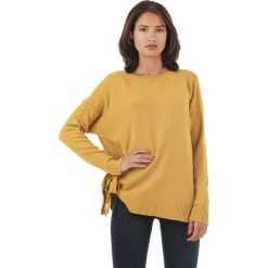 Sweter w kolorze żółtym. Żółte bez kategorii L'étoile du cachemire, z kaszmiru, z okrągłym kołnierzem. W wyprzedaży za 129,95 zł.
