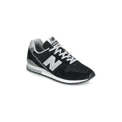 Buty New Balance 996. Czarne trampki i tenisówki damskie New Balance, bez wzorów, bez zapięcia. Za 489,00 zł.