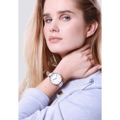 Biały Zegarek Plain. Białe zegarki damskie marki Born2be. Za 29,99 zł.