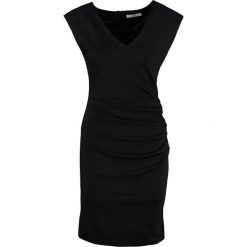 Sukienki hiszpanki: Kaffe INDIA V NECK Sukienka etui black deep