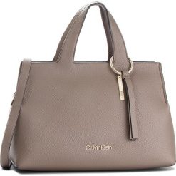 Torebka CALVIN KLEIN - Neat Large Tote K60K604420 002. Szare torebki klasyczne damskie Calvin Klein, ze skóry ekologicznej. Za 799,00 zł.
