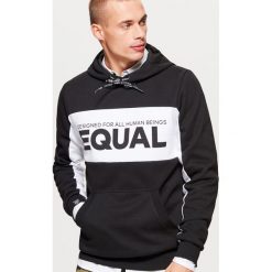 Bluza z kolekcji EQUAL - Czarny. Czarne bejsbolówki męskie Cropp, l. Za 129,99 zł.