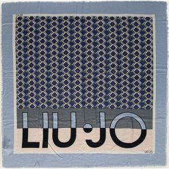 Liu Jo - Chusta. Różowe szaliki damskie Liu Jo, bez wzorów, z poliesteru. W wyprzedaży za 119,90 zł.