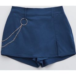 Gładkie spódnico spodnie z łańcuchem - Granatowy. Niebieskie spodnie damskie Cropp. Za 69,99 zł.