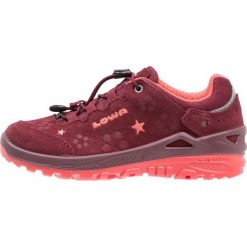 Lowa MARIE GTX Obuwie hikingowe bordeaux/koralle. Czerwone buty chłopięce sportowe Lowa, z materiału, outdoorowe. Za 369,00 zł.