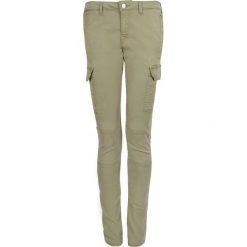 Pepe Jeans Spodnie "Survivor". Jeansy damskie Pepe Jeans. Za 249,00 zł.