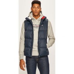 Tommy Jeans - Bezrękawnik puchowy. Niebieskie płaszcze męskie Tommy Jeans, s, bez wzorów, z elastanu, z kapturem. W wyprzedaży za 649,90 zł.